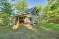 Lake Access & Dock: Remote Mio-area Cottage - 3 étoiles