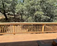 Rustic Luxury w/ hot tub, A/C + pet friendly