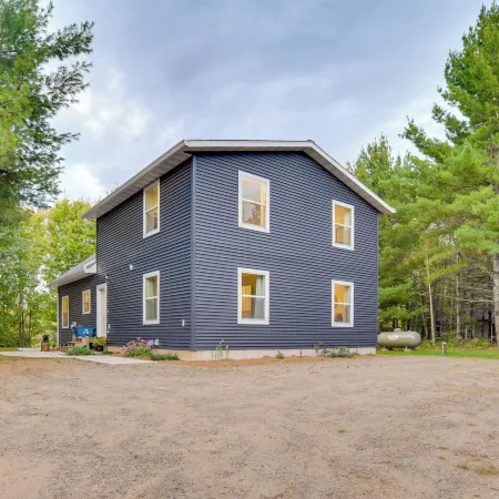 Waterfront Webster Cabin w/ Dock on Warner Lake!