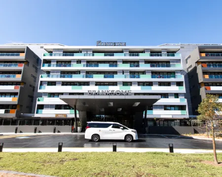 The Branksome Hotel & Residences Hotels in Mascot