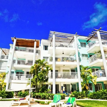 Playa Turquesa 1 Bdr Penthouse + Loft-Ocean View - Sleeps 4 Direct Beach Access