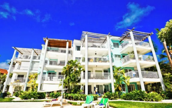 Playa Turquesa 1 Bdr Penthouse + Loft-Ocean View - Sleeps 4 Direct Beach Access