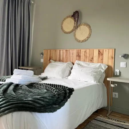 Mirandesa Guesthouse