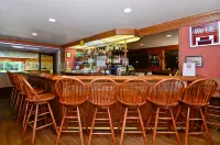 Best Western Plus Concord Inn - Quầy Bar