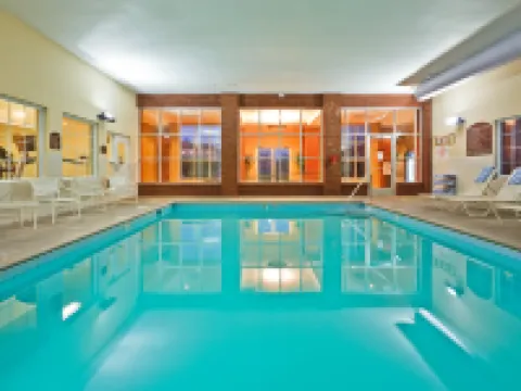 Holiday Inn Express & Suites MANCHESTER-CONF CTR(TULLAHOMA) by IHG Hotels in Coffee County
