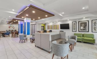 Holiday Inn Express & Suites TACOMA by IHG