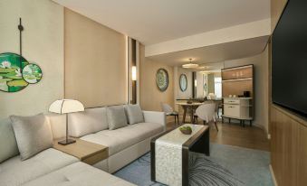 Sheraton Saigon Grand Opera Hotel