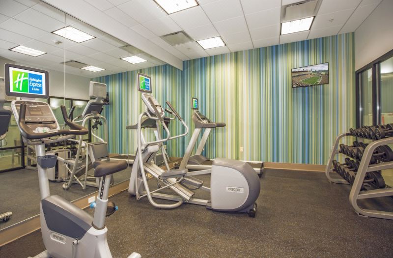 Holiday Inn Express & Suites Pittsburgh North Shore by IHG photo 4