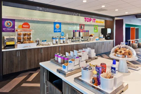 Tru by Hilton Auburn Отели рядом с достопримечательностью «Парк штата Чевакла»