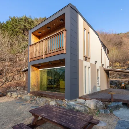 Hwasun Byeolsan Pension