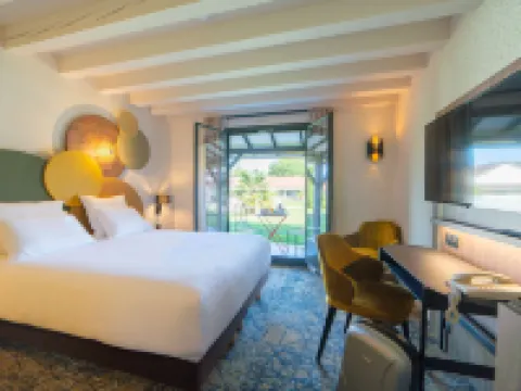 โรงแรมเมอร์เคียว โอแซร์