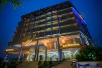 Lace Boutique Hotel Hotels in Stulang Baru