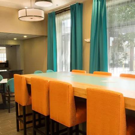 Heritage Inn Suites San Antonio Airpt, Trademark by Wyndham
