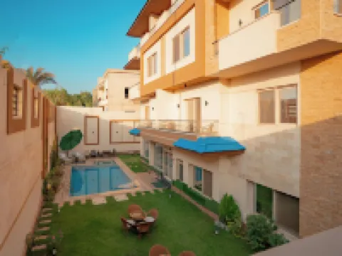 Aurora Sky View Suite Hotels in Sheikh Zayed City