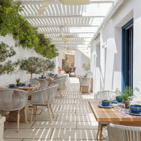 Sifnos House - Rooms and Spa