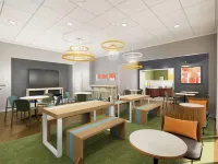 Spark by Hilton Montreal Midtown Hotels in Montreal