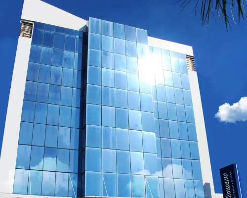 Hotel Minuano Hoteles en Vitória