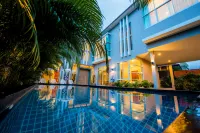 Dream Living Chiangmai Pool Villa - Villas