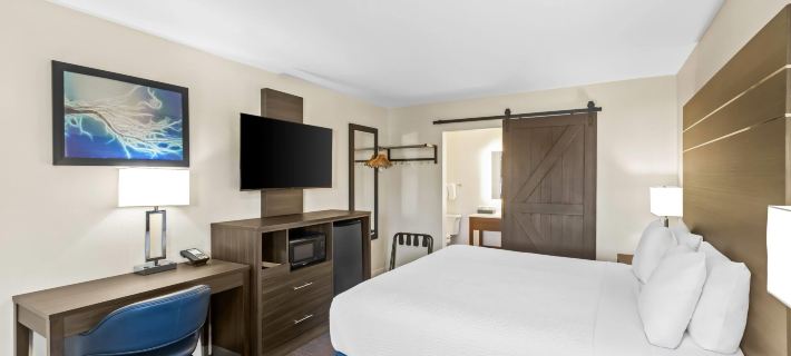 Travelodge by Wyndham Santa Rosa Wine Country Hotels in Sonoma County
