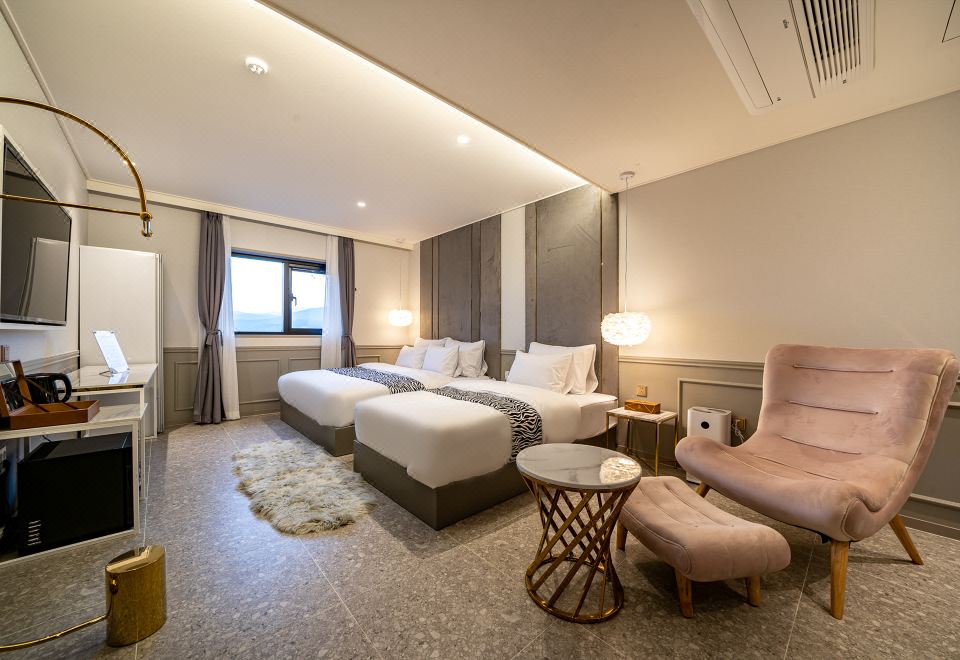 덴바스타 화명점 전경