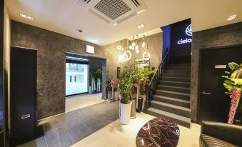 Cielo Hotel - Housity