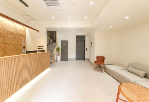 충주 브라운도트 젊음의거리점