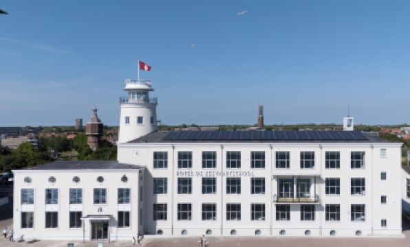 Hotel De Zeevaartschool