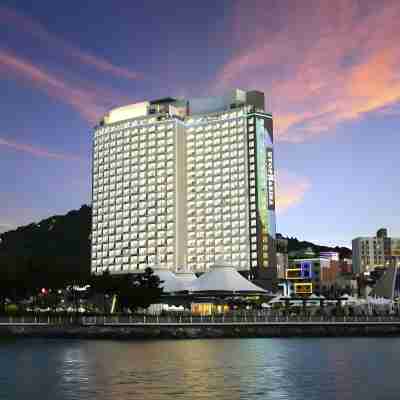 ユートップ マリーナ ホテル & リゾート Hotel Exterior