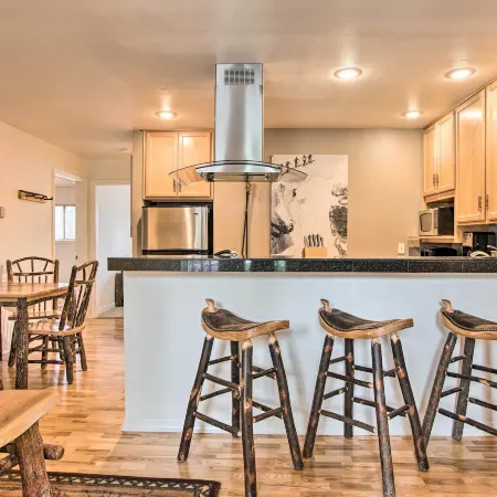 Skiers Dream Upscale Condo by Teton Village!