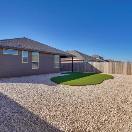 Work, Explore & Unwind: Lovely Permian Basin Home