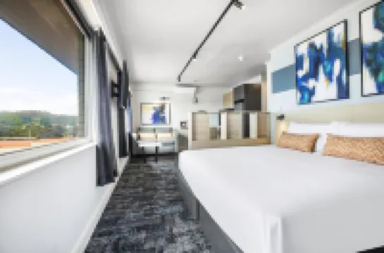 Nightcap at Burnie Townhouse