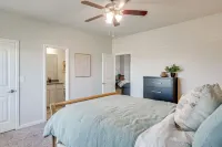 Close to Energy Giants! 3,300-sq-ft Midland Home - Homestays