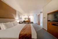 Hyunjin Tourist Hotel Hotels in Donghae-si