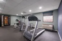 Baymont by Wyndham Louisville Airport South - Phòng Gym