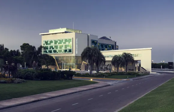 聖塔羅沙拉龐帕美居酒店