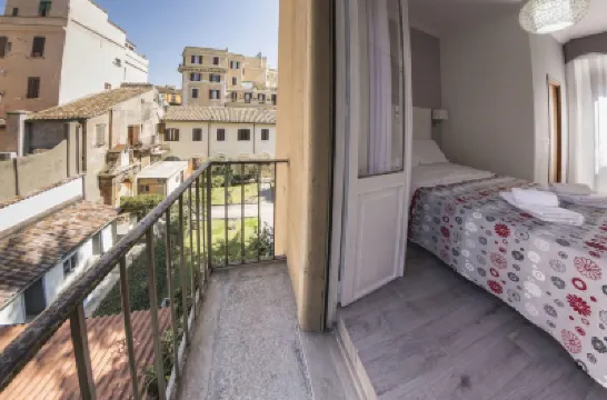 마르타 인 콜로세오 주변 호텔