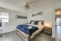 New Bern Home w/ Direct Access to Neuse River - 3-Star