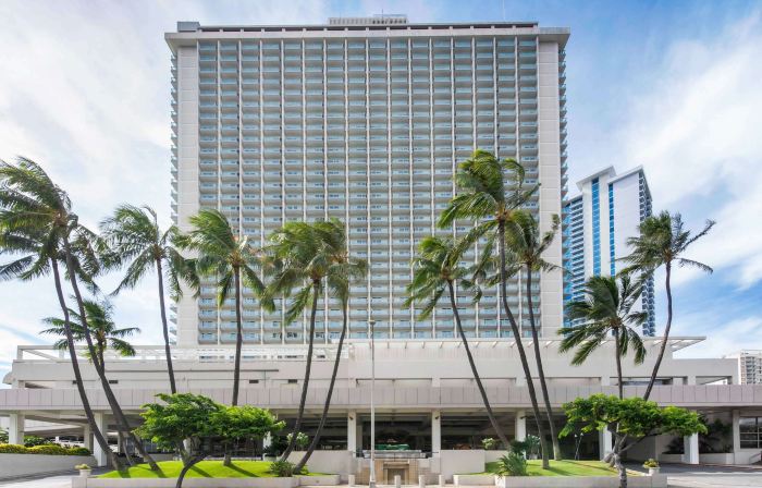 Ala Moana Honolulu by Mantra