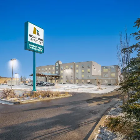 Home Inn and Suites Lloydminster
