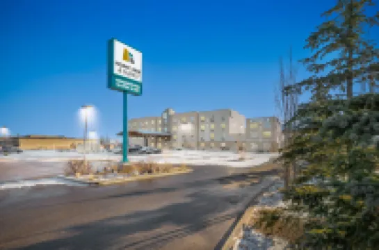 슈퍼 8 바이 윈덤 로이드민스터