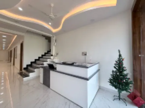 Hotel Betwa Sarowar
