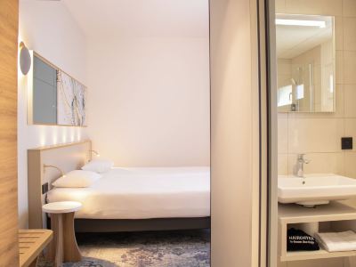 Brit Hotel Cahors - le Valentré