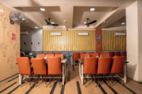 Hotel Sawamani and Restaurant