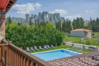Monastiri Guesthouse - parking