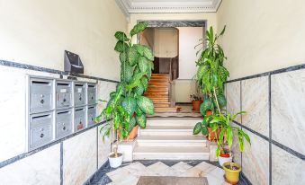 April Square Guesthouse by Lisbon with Sintra