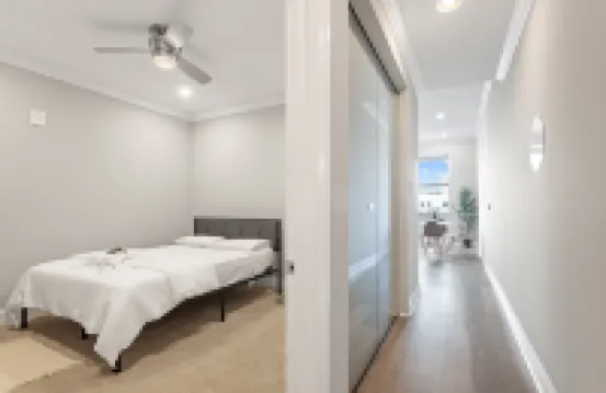 Charming Rooftop Oasis and Modern Amenities - Elegant Escape