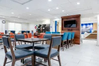 Holiday Inn Express & Suites MEMPHIS/GERMANTOWN by IHG - breakfast