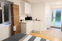 Luxurystudio Peacefully Located ,Garden Parking