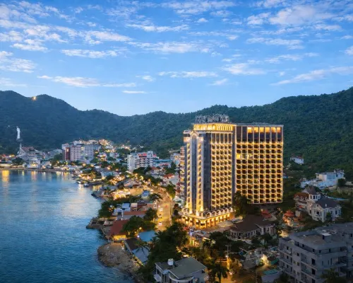 Oyster Bay Hotel Vung Tau Hotels near Ganh Hao