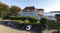 Sixtus Sinatur Hotel & Konference - Parking